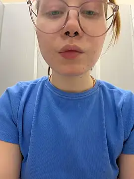 SlavicCandy的直播畫面