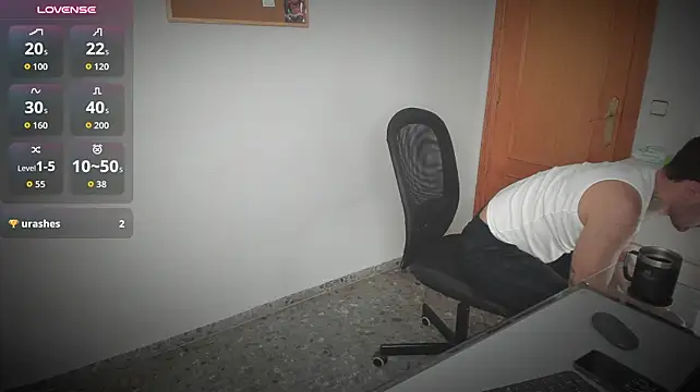 HonestAndrew on Stripchat