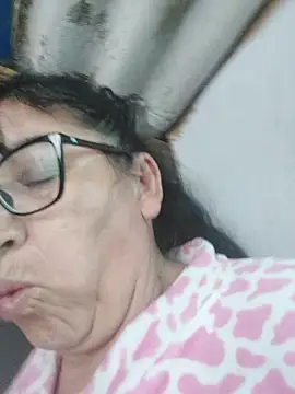 clarita_01 live now
