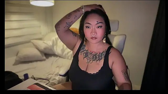 _XXXKittyTingles