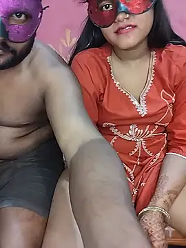 PUNJABICOUPLE09