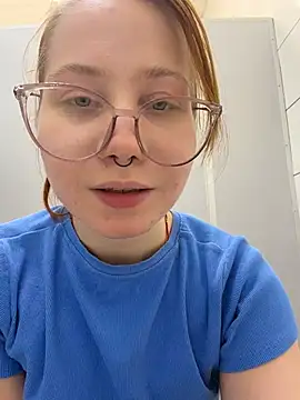 SlavicCandy webcam