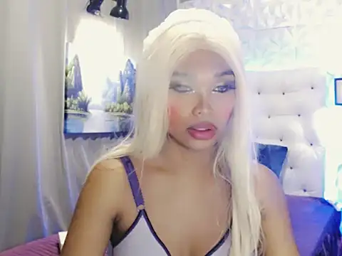 Slutty_Maria live cam on Stripchat