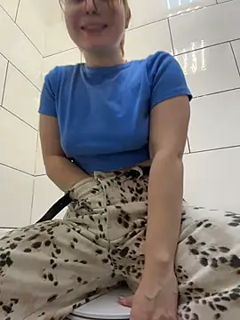 SlavicCandy webcam