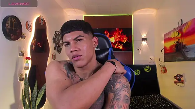 Damian_latinxxx