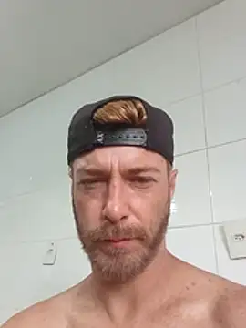 Loiroatv36 live cam on Stripchat