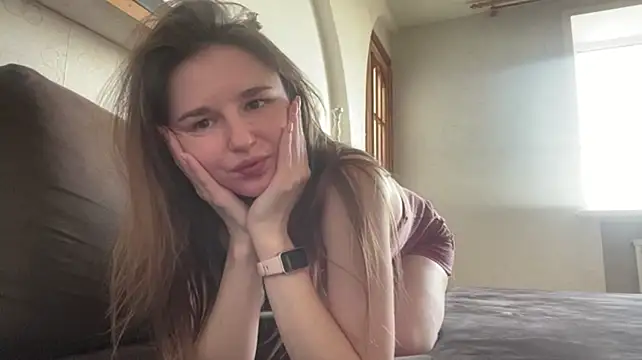 BessYurich live cam on Stripchat