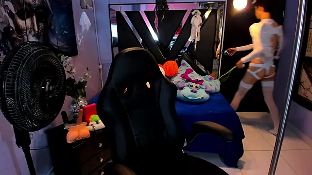 LiamHeatx live sex cam