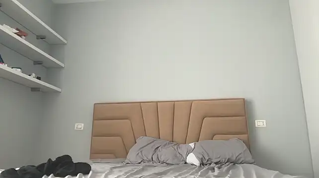 tomasdickpick live cam on Stripchat