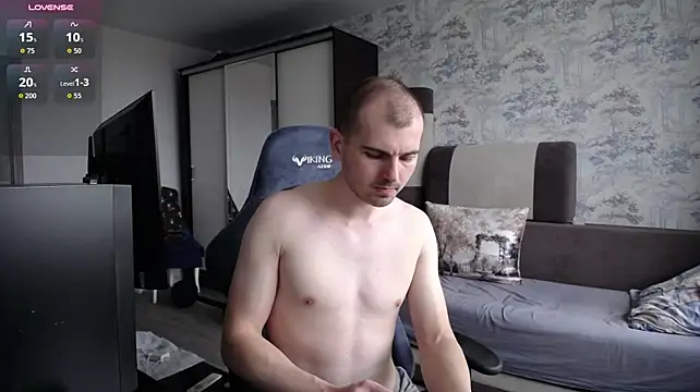 SerzhKorol1 live cam on Stripchat