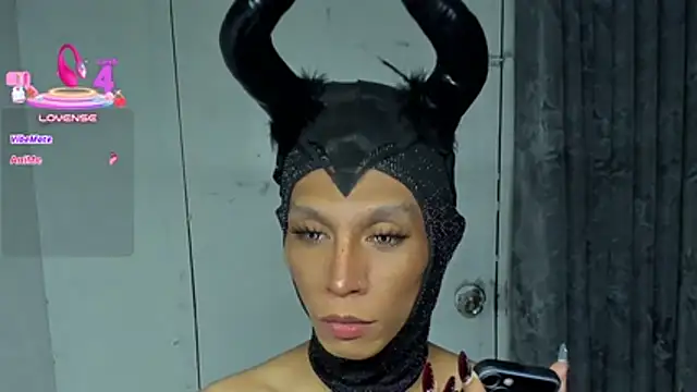 limitlessgoddes_mistress live cam on Stripchat