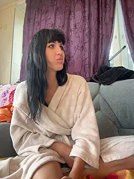 Kamila151的直播画面