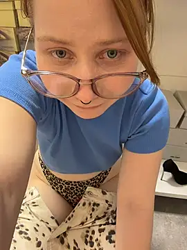 SlavicCandy webcam