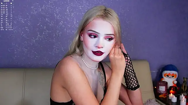 OnlyMolly live now