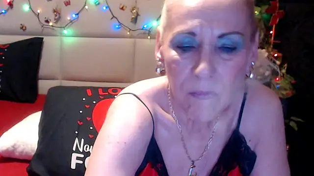 HappyWomanOn