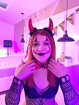 Amberr_Foxx_ live cam on Stripchat