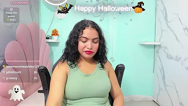 valeria_martinez19 live cam on Stripchat