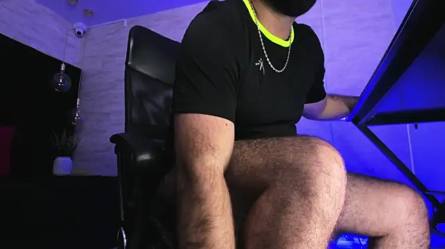 jhon_bear03 live cam on Stripchat