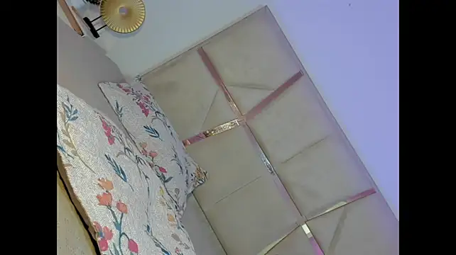 Keily_Tsx1