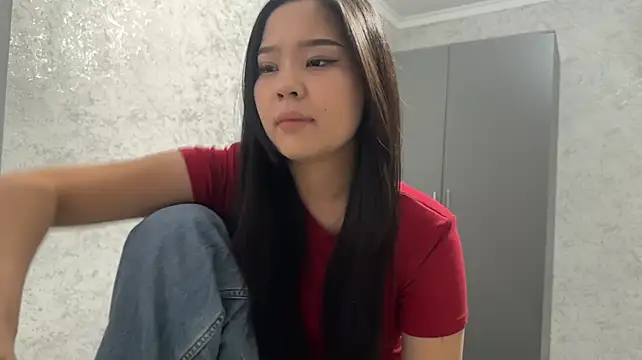 KathrineDejaeger live cam on Stripchat