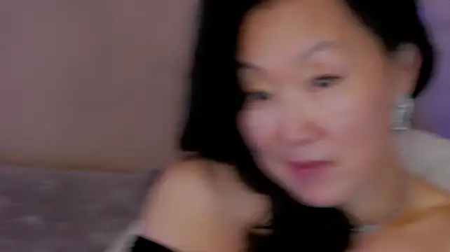 S_andra_ live cam on Stripchat