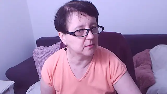 ChristaRose live cam on Stripchat