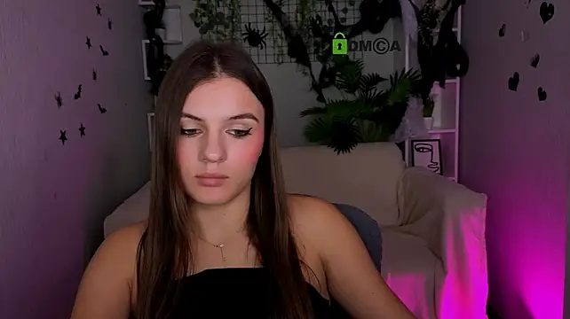 lisa_dark_ live cam on Stripchat