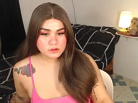 JayraFRESH live cam on Stripchat