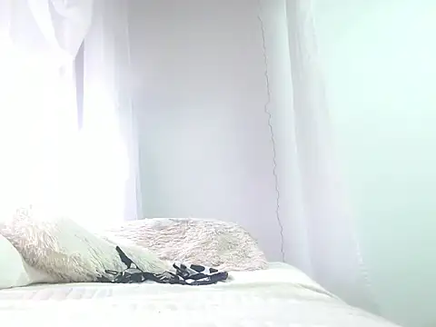 foxy_catika