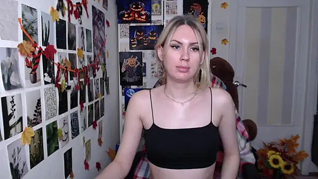 CapriScorpion live cam on Stripchat