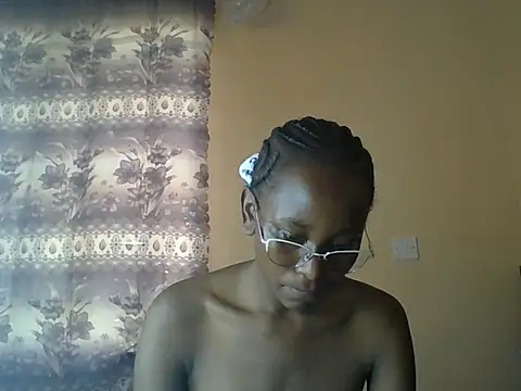 Goldenpixie live cam