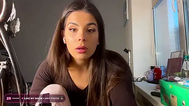 TawnaSeveryn live cam on Stripchat
