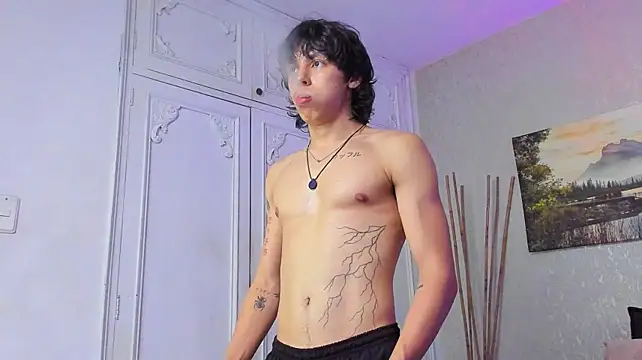 Tyler_durten live cam on Stripchat