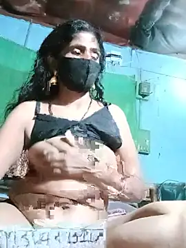 joura3 live cam on Stripchat