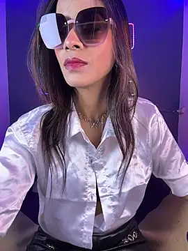 Ivy_the_goddess live cam on Stripchat