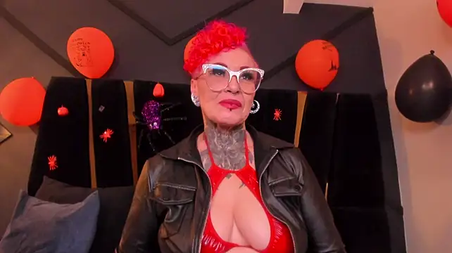 mistress_sandy live cam on Stripchat