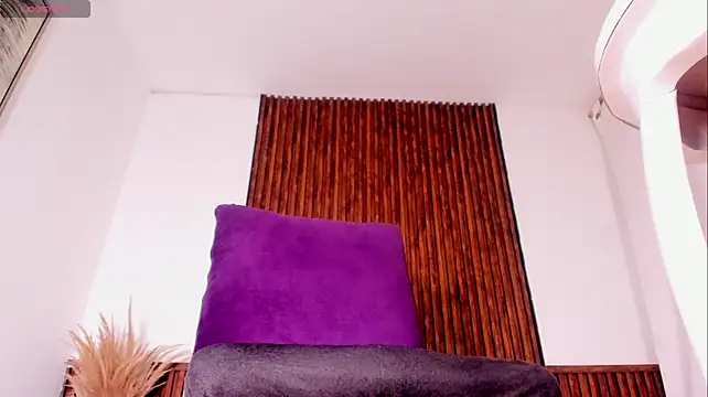 Allison_Black01