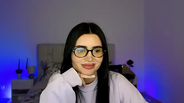 Little_miaa_ live cam on Stripchat