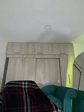 Adele_Sweett live now
