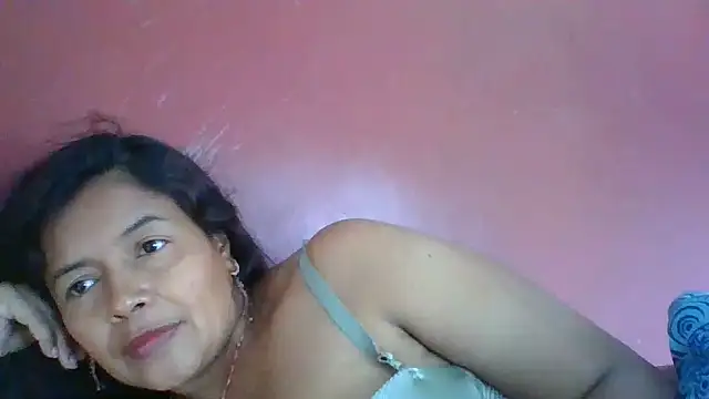 DianaOchoa_ live cam on Stripchat