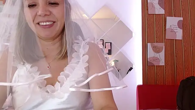 milfsecret69的直播画面