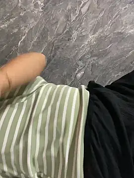 Linaannn님의 방송 화면