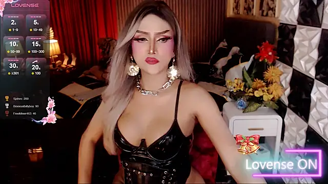 MassiveHorseCockTrans live now