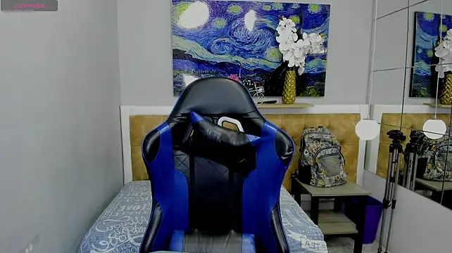 Julian_Smith21 live now