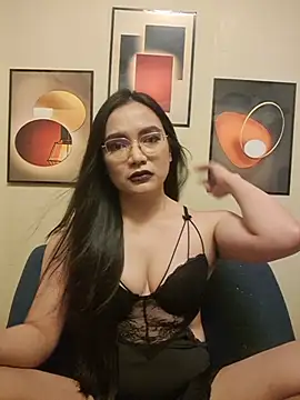 SweetJewel live now