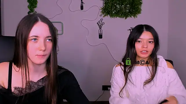 bella_dorn的直播畫面