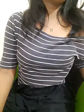 Navya6879 webcam