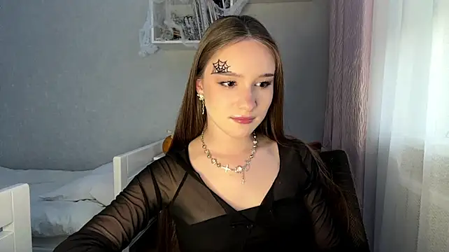 DonetteAlaya的直播畫面