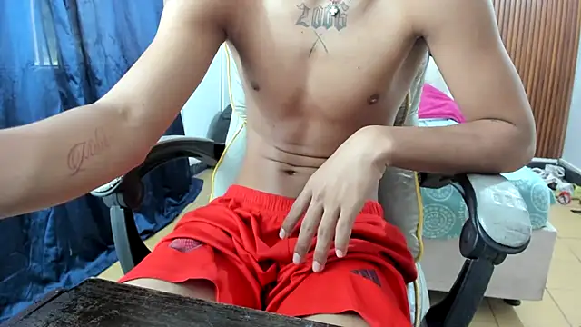 mhata_juan live cam on Stripchat