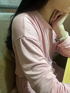 Mina048的直播畫面